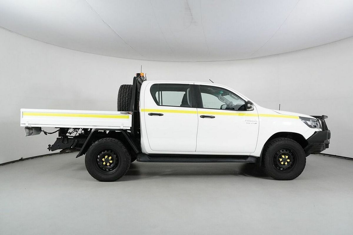 2021 Toyota Hilux SR (4x4) GUN126R Facelift 4X4
