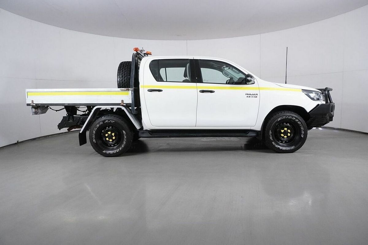 2021 Toyota Hilux SR (4x4) GUN126R Facelift 4X4