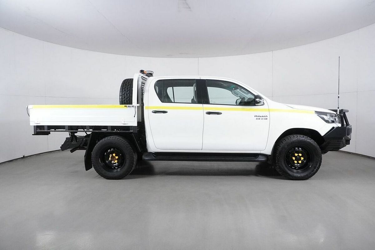 2021 Toyota Hilux SR (4x4) GUN126R Facelift 4X4