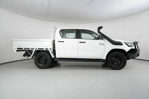 2021 Toyota Hilux SR (4x4) GUN126R Facelift 4X4