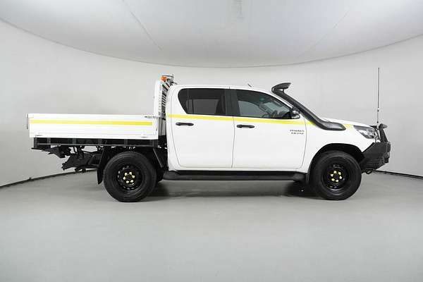 2020 Toyota Hilux SR (4x4) GUN126R Facelift 4X4