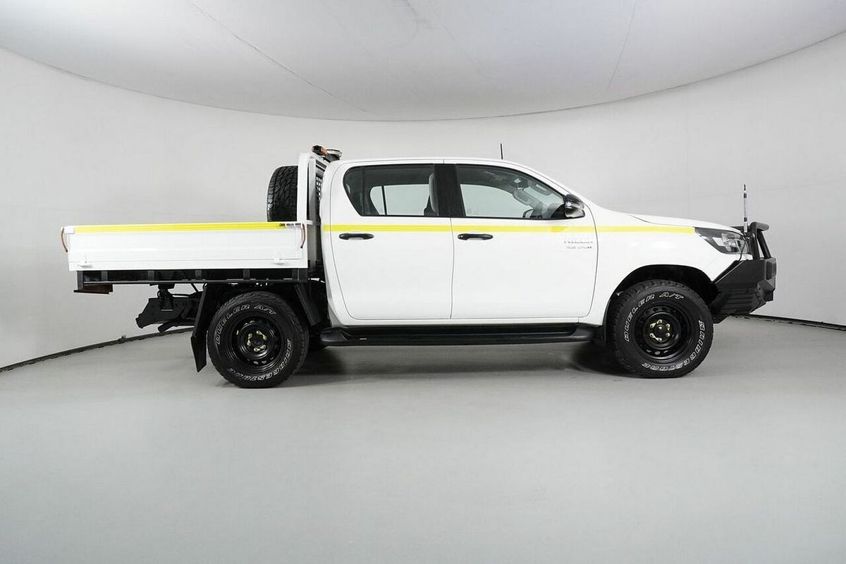 2020 Toyota Hilux SR (4x4) GUN126R Facelift 4X4