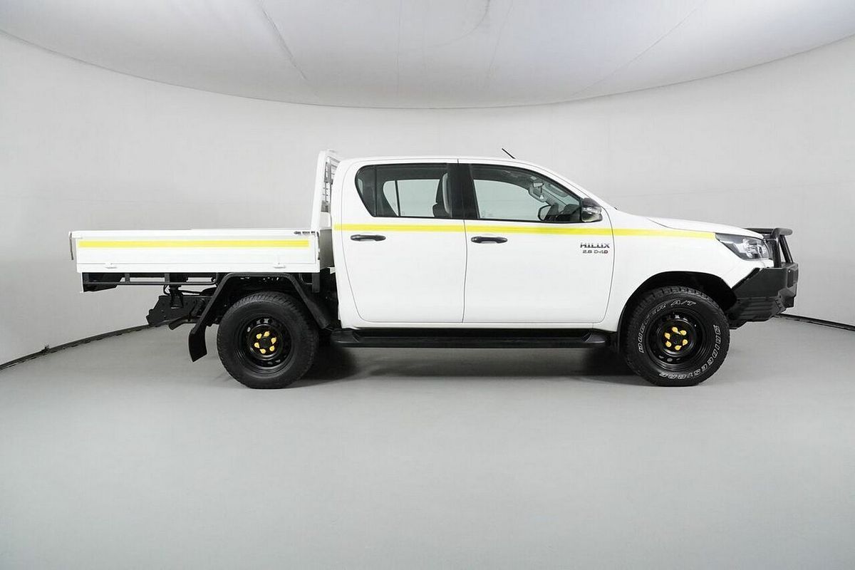 2021 Toyota Hilux SR (4x4) GUN126R Facelift 4X4