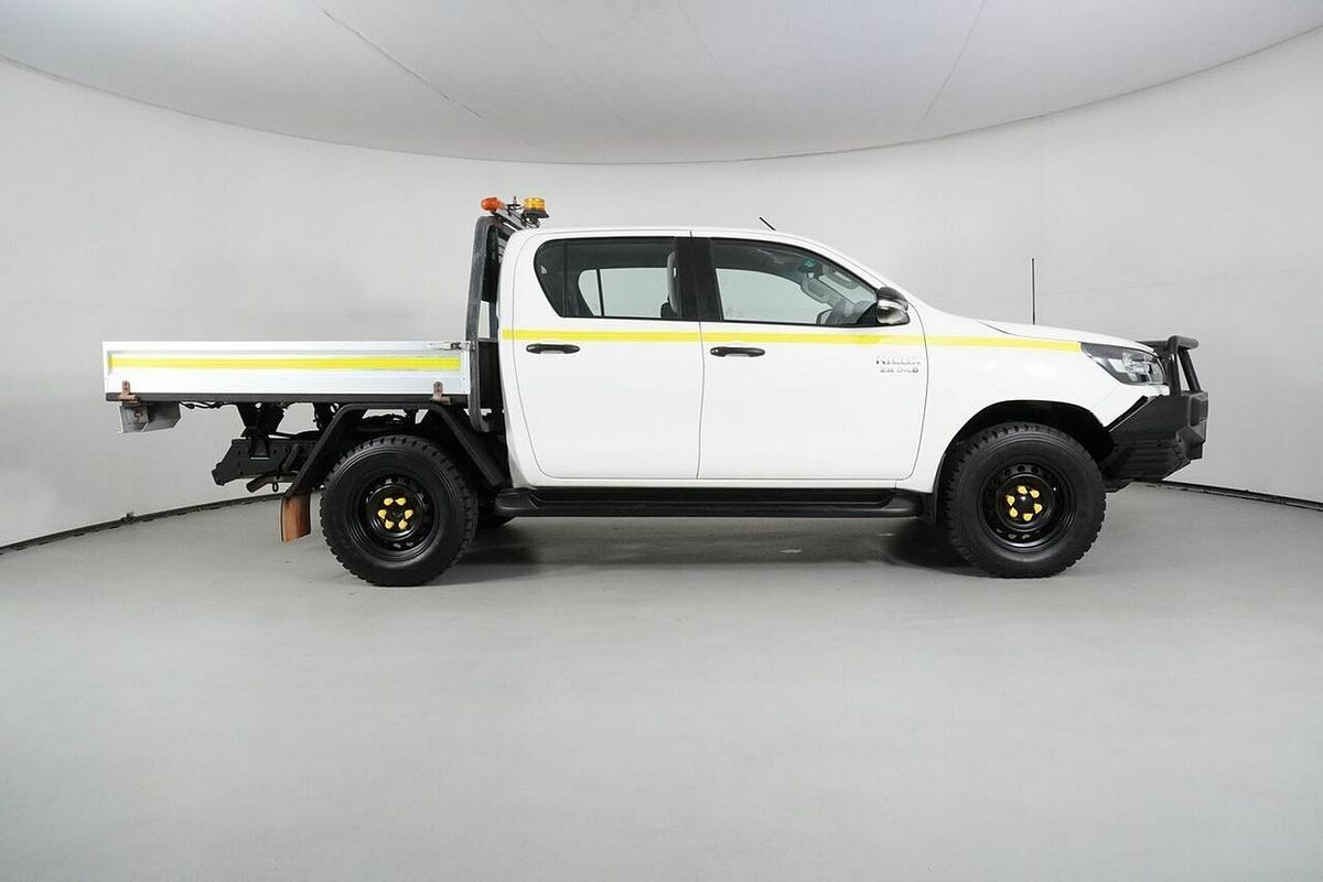 2020 Toyota Hilux SR (4x4) GUN126R Facelift 4X4