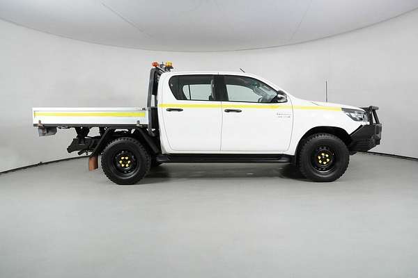 2020 Toyota Hilux SR (4x4) GUN126R Facelift 4X4