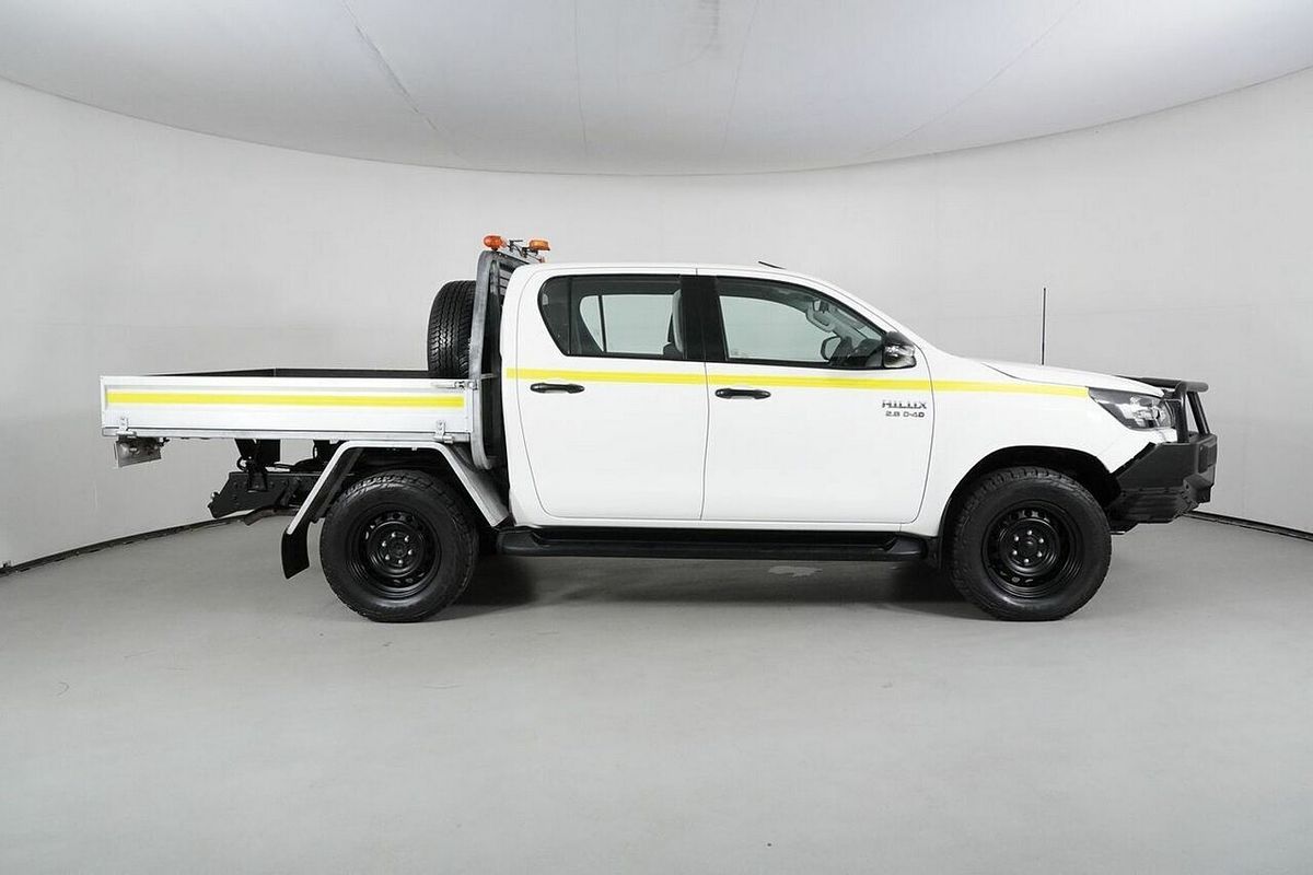 2021 Toyota Hilux SR (4x4) GUN126R Facelift 4X4