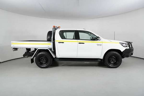 2021 Toyota Hilux SR (4x4) GUN126R Facelift 4X4