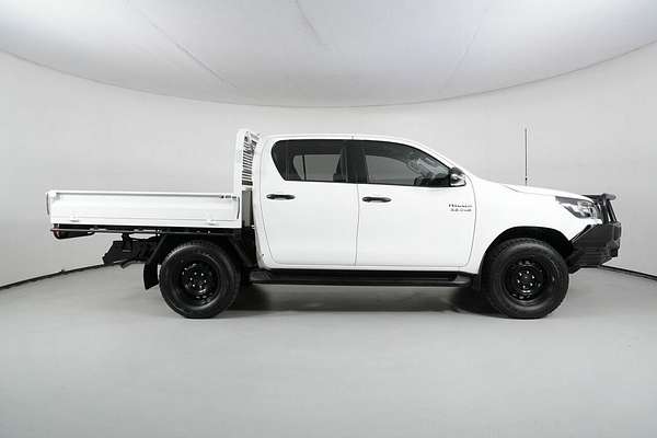 2022 Toyota Hilux SR (4x4) Steel Wheels GUN126R 4X4
