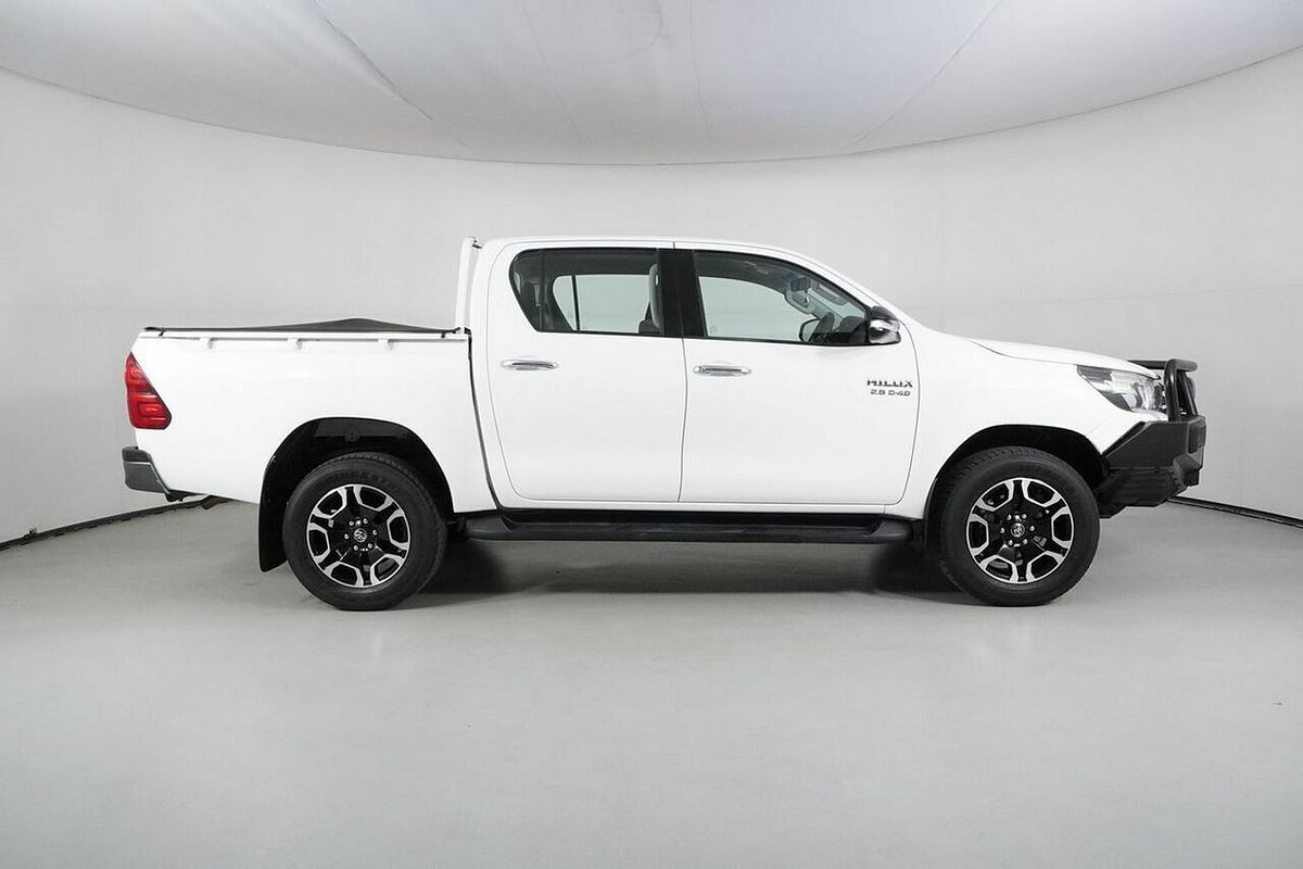 2016 Toyota Hilux SR (4x4) GUN126R 4X4