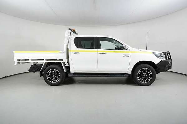 2021 Toyota Hilux SR5 (4x4) GUN126R Facelift 4X4
