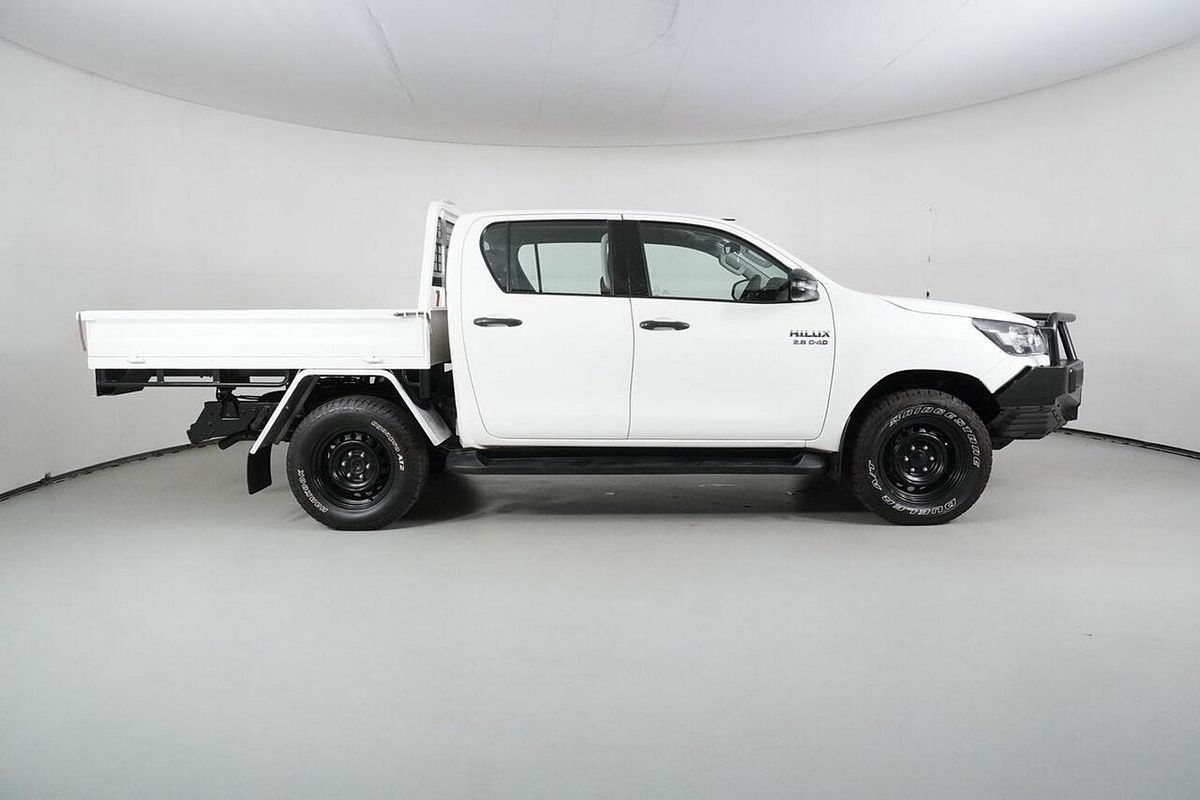2020 Toyota Hilux SR (4x4) GUN126R Facelift 4X4