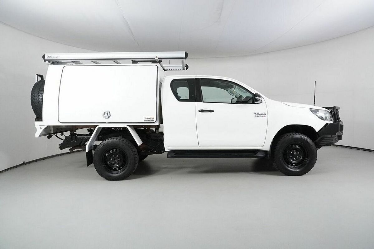 2019 Toyota Hilux SR (4x4) GUN126R MY19 4X4