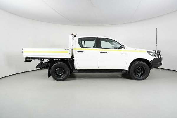 2021 Toyota Hilux SR (4x4) GUN126R 4X4