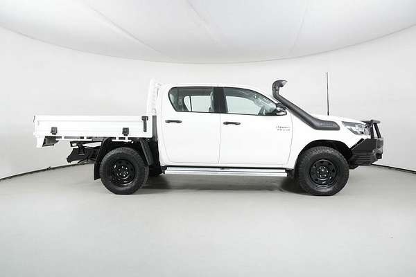 2021 Toyota Hilux SR (4x4) GUN126R Facelift 4X4