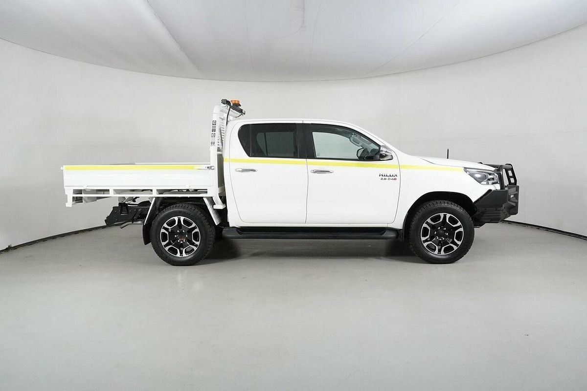 2021 Toyota Hilux SR5 (4x4) GUN126R Facelift 4X4