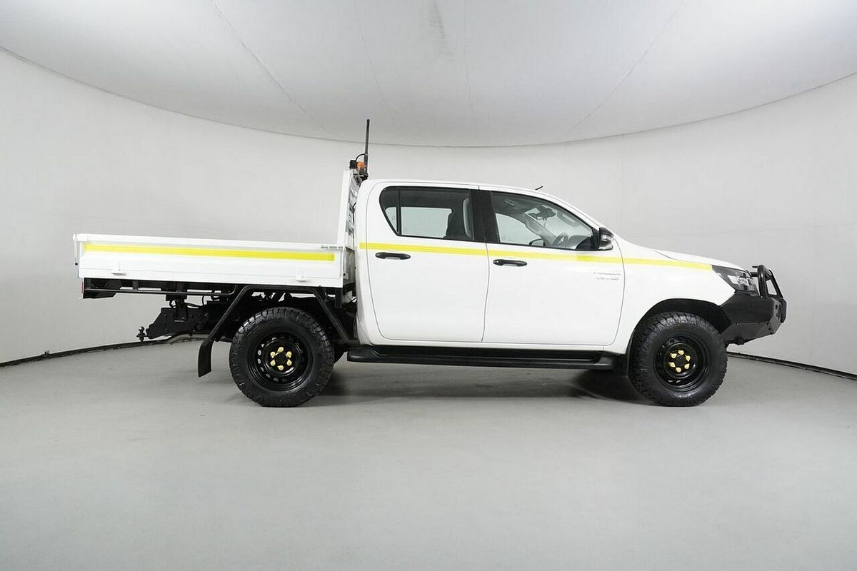 2021 Toyota Hilux SR (4x4) GUN126R Facelift 4X4