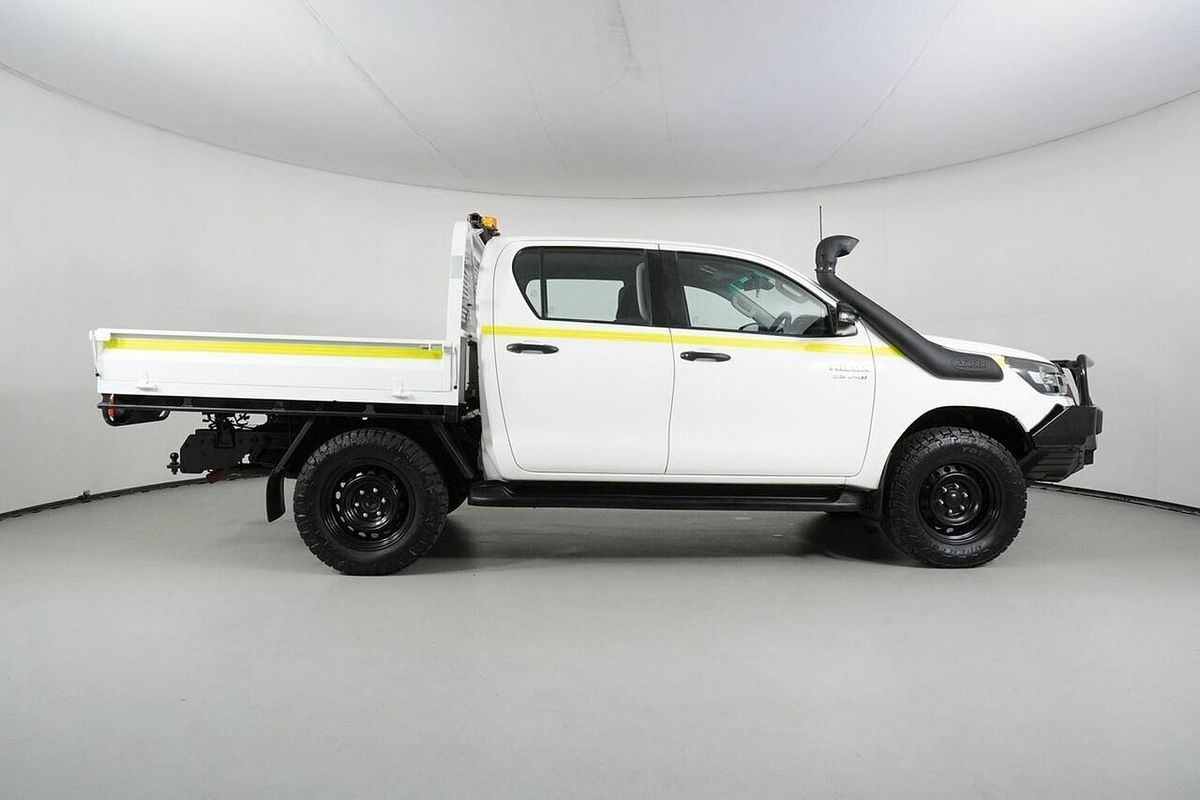 2021 Toyota Hilux SR (4x4) GUN126R Facelift 4X4
