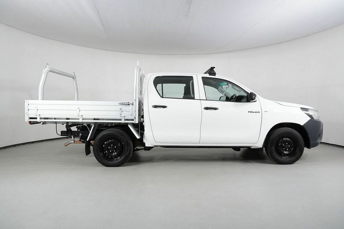 2017 Toyota Hilux Workmate TGN121R MY17 Rear Wheel Drive