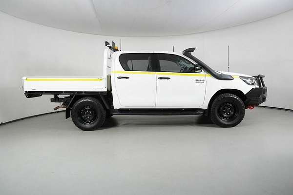 2021 Toyota Hilux SR (4x4) GUN126R Facelift 4X4