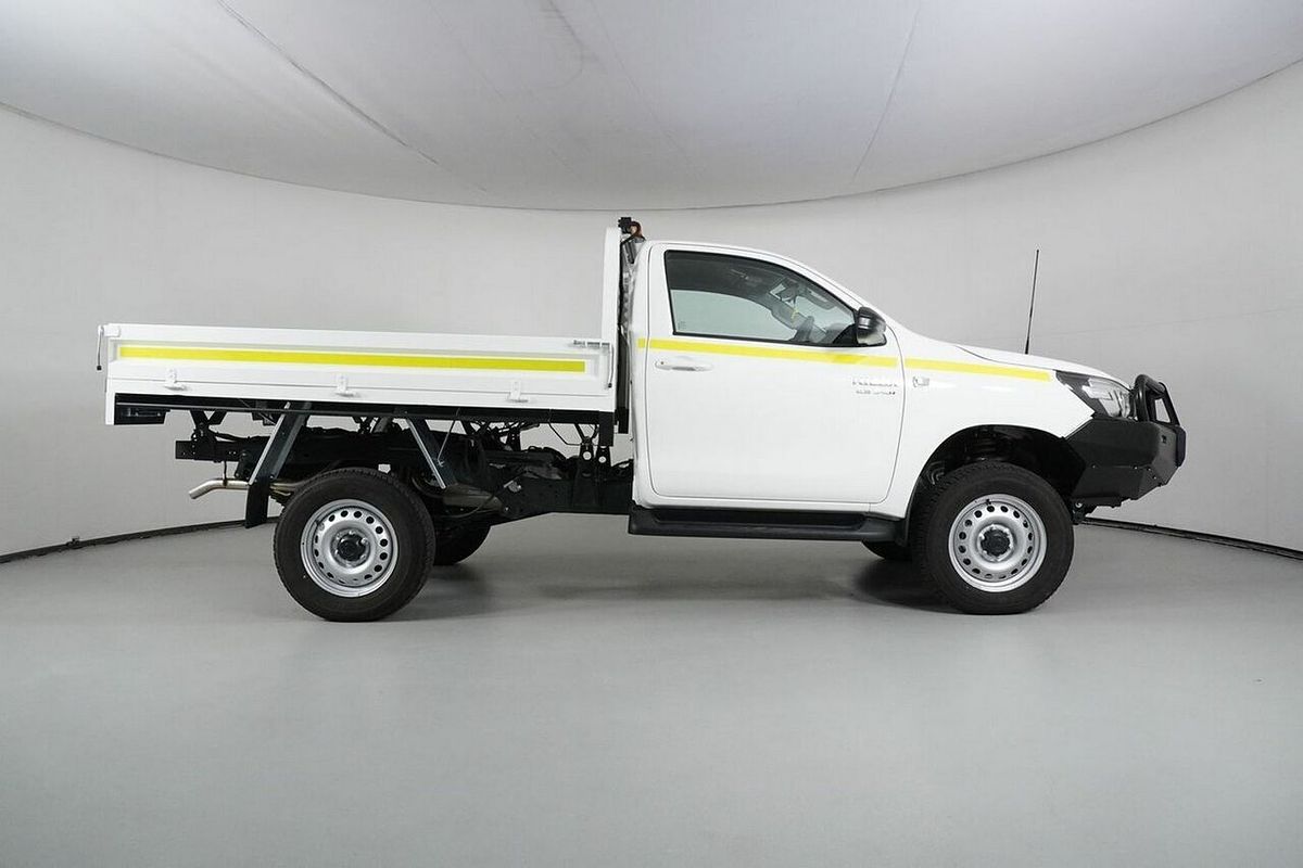 2024 Toyota Hilux SR (4x4) GUN126R 4X4