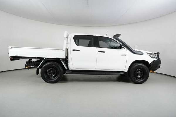2021 Toyota Hilux SR (4x4) GUN126R Facelift 4X4