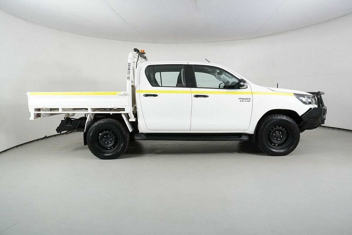 2021 Toyota Hilux SR (4x4) GUN126R Facelift 4X4