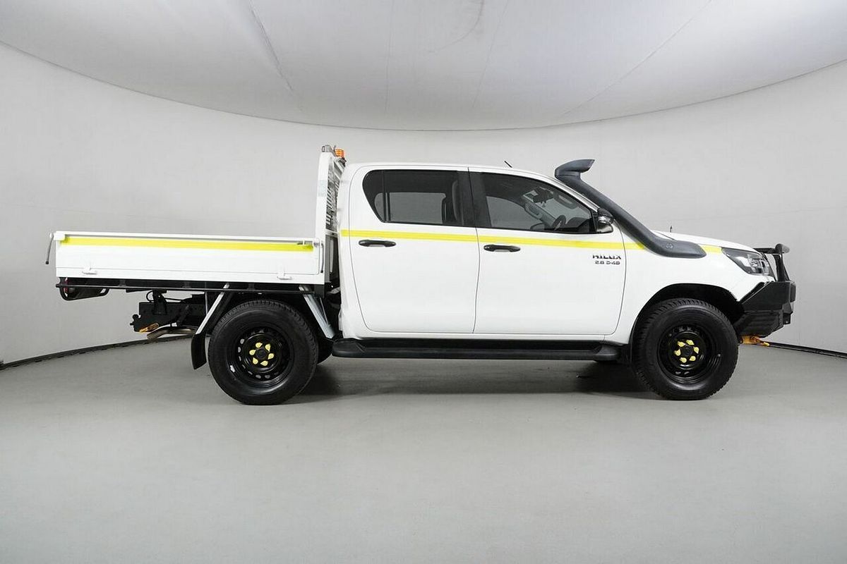2021 Toyota Hilux SR (4x4) GUN126R Facelift 4X4
