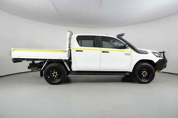 2021 Toyota Hilux SR (4x4) GUN126R Facelift 4X4
