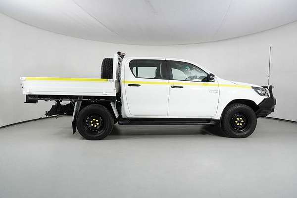 2022 Toyota Hilux SR (4x4) Steel Wheels GUN126R 4X4