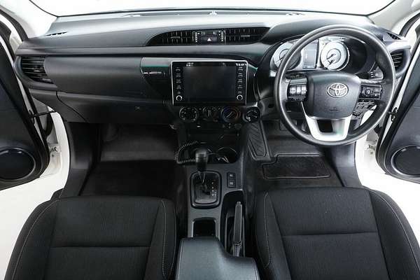 2021 Toyota Hilux SR (4x4) GUN126R Facelift 4X4