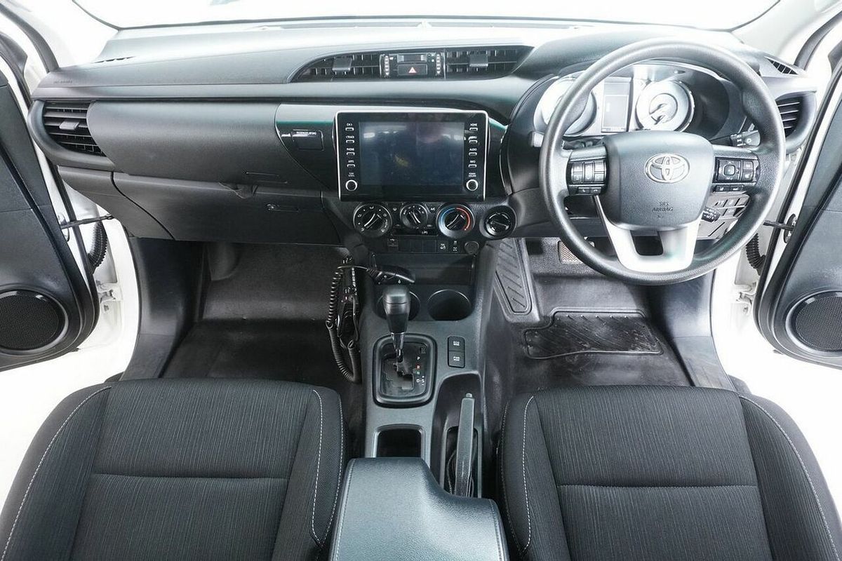 2021 Toyota Hilux SR (4x4) GUN126R Facelift 4X4