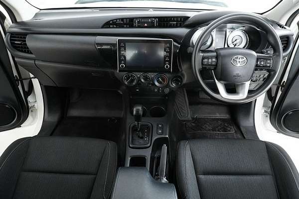 2021 Toyota Hilux SR (4x4) GUN126R Facelift 4X4