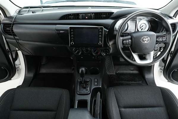 2021 Toyota Hilux SR (4x4) GUN126R Facelift 4X4