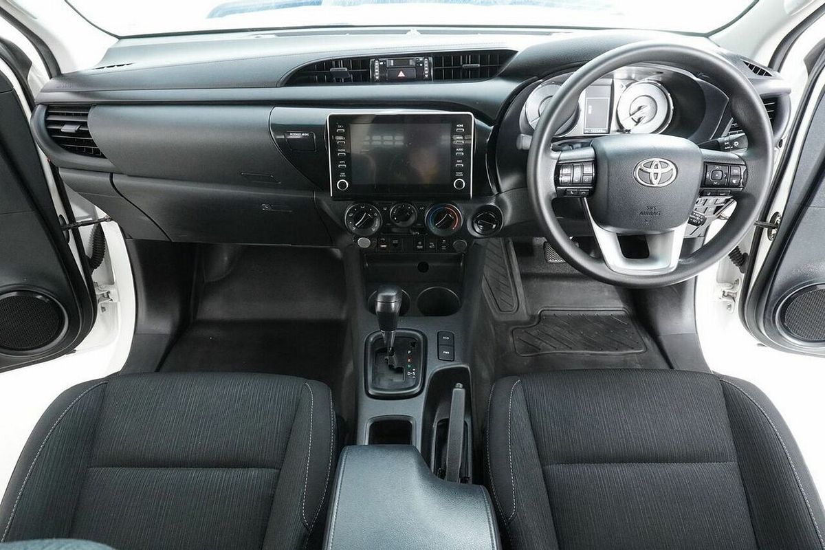 2022 Toyota Hilux SR (4x4) GUN126R 4X4