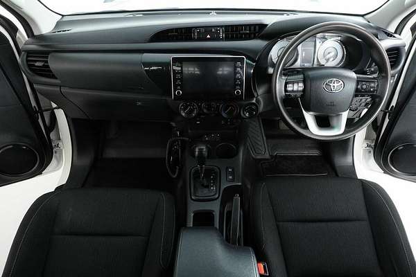 2021 Toyota Hilux SR (4x4) GUN126R 4X4