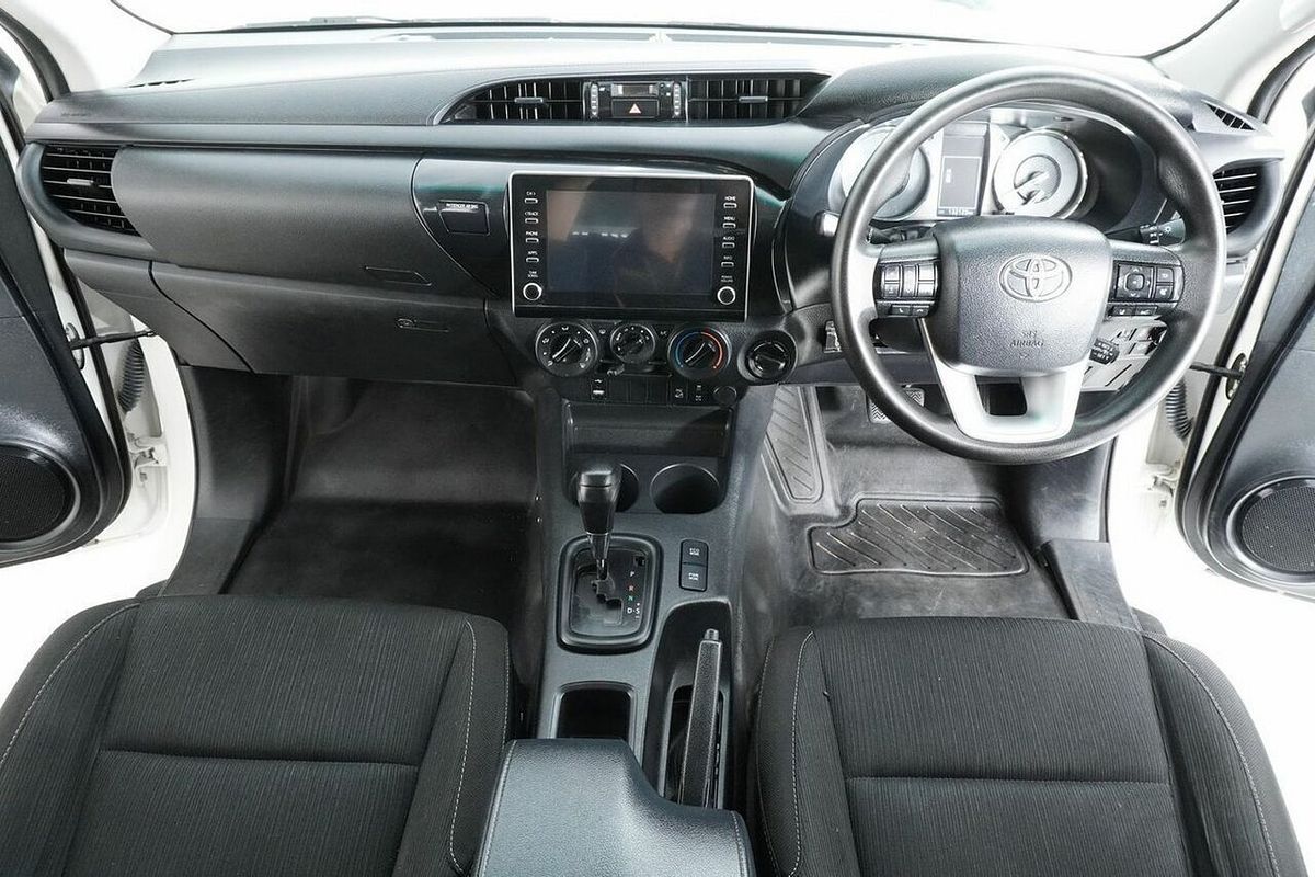 2021 Toyota Hilux SR (4x4) GUN126R 4X4