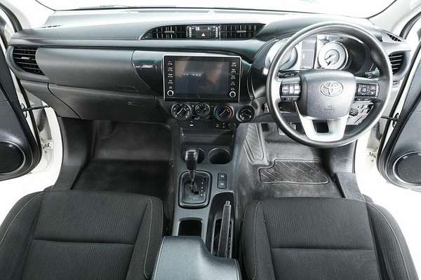 2021 Toyota Hilux SR (4x4) GUN126R 4X4