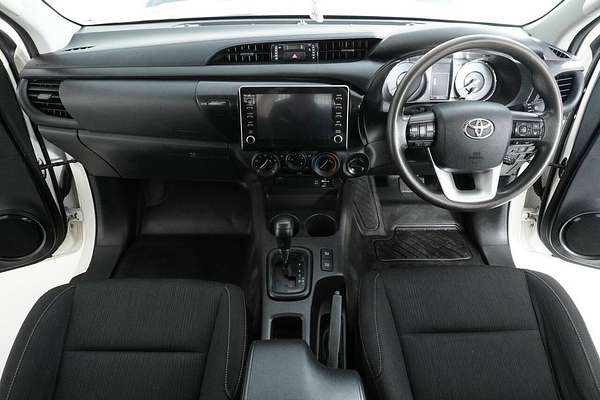 2021 Toyota Hilux SR (4x4) GUN126R Facelift 4X4