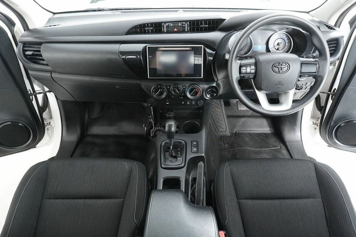 2018 Toyota Hilux SR (4x4) GUN126R MY19 4X4