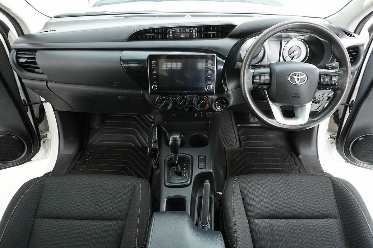 2022 Toyota Hilux SR (4x4) Steel Wheels GUN126R 4X4