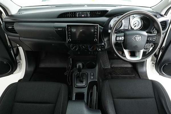 2020 Toyota Hilux SR (4x4) GUN126R Facelift 4X4