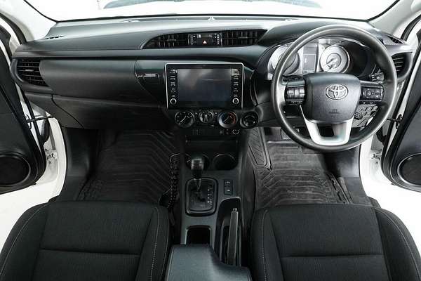 2022 Toyota Hilux SR (4x4) GUN126R 4X4