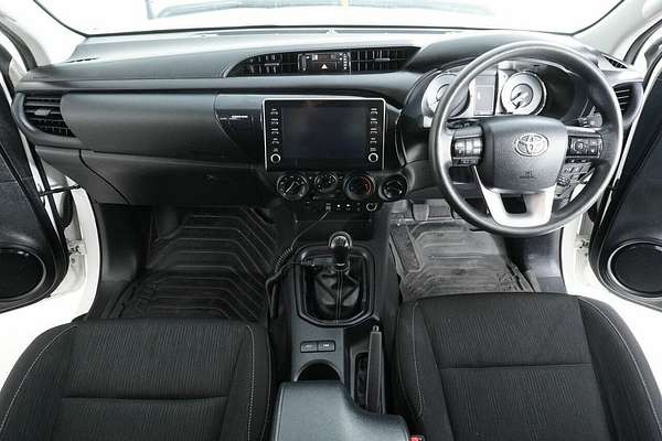 2021 Toyota Hilux SR (4x4) GUN126R Facelift 4X4
