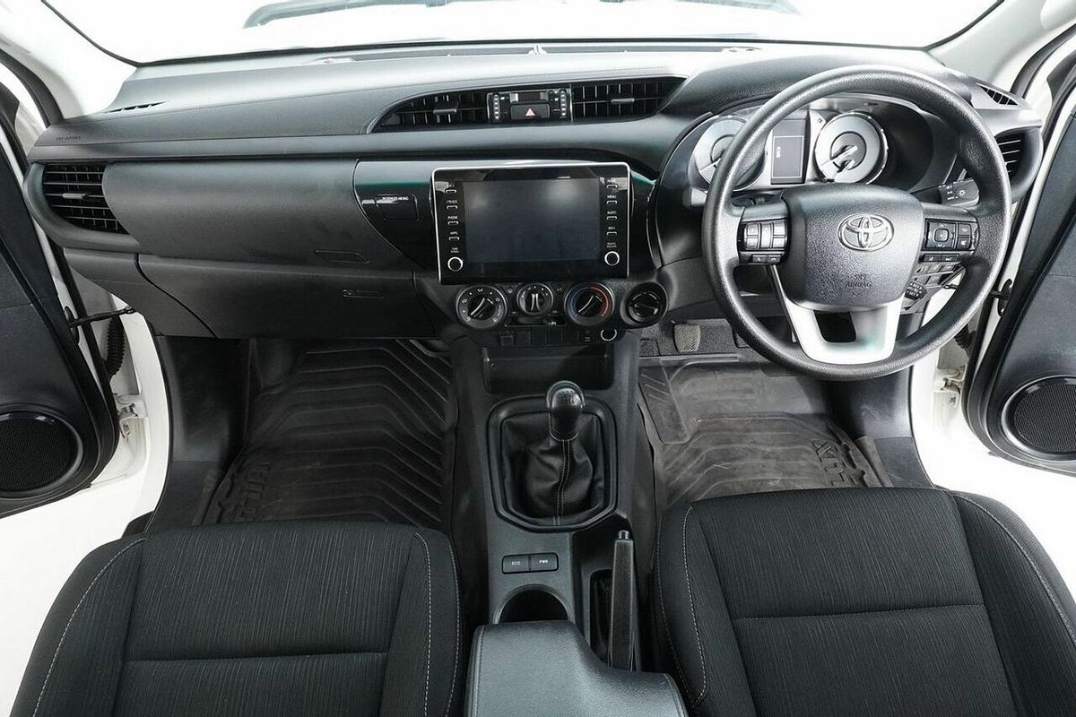 2022 Toyota Hilux SR (4x4) GUN126R 4X4