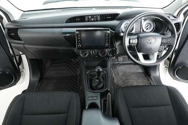 2022 Toyota Hilux SR (4x4) GUN126R 4X4