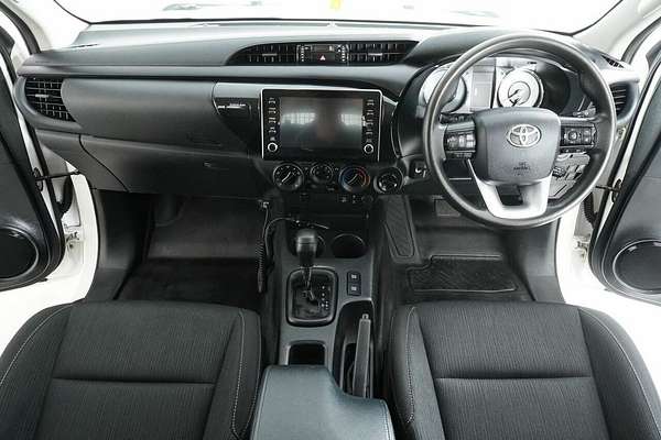 2021 Toyota Hilux SR (4x4) GUN126R Facelift 4X4
