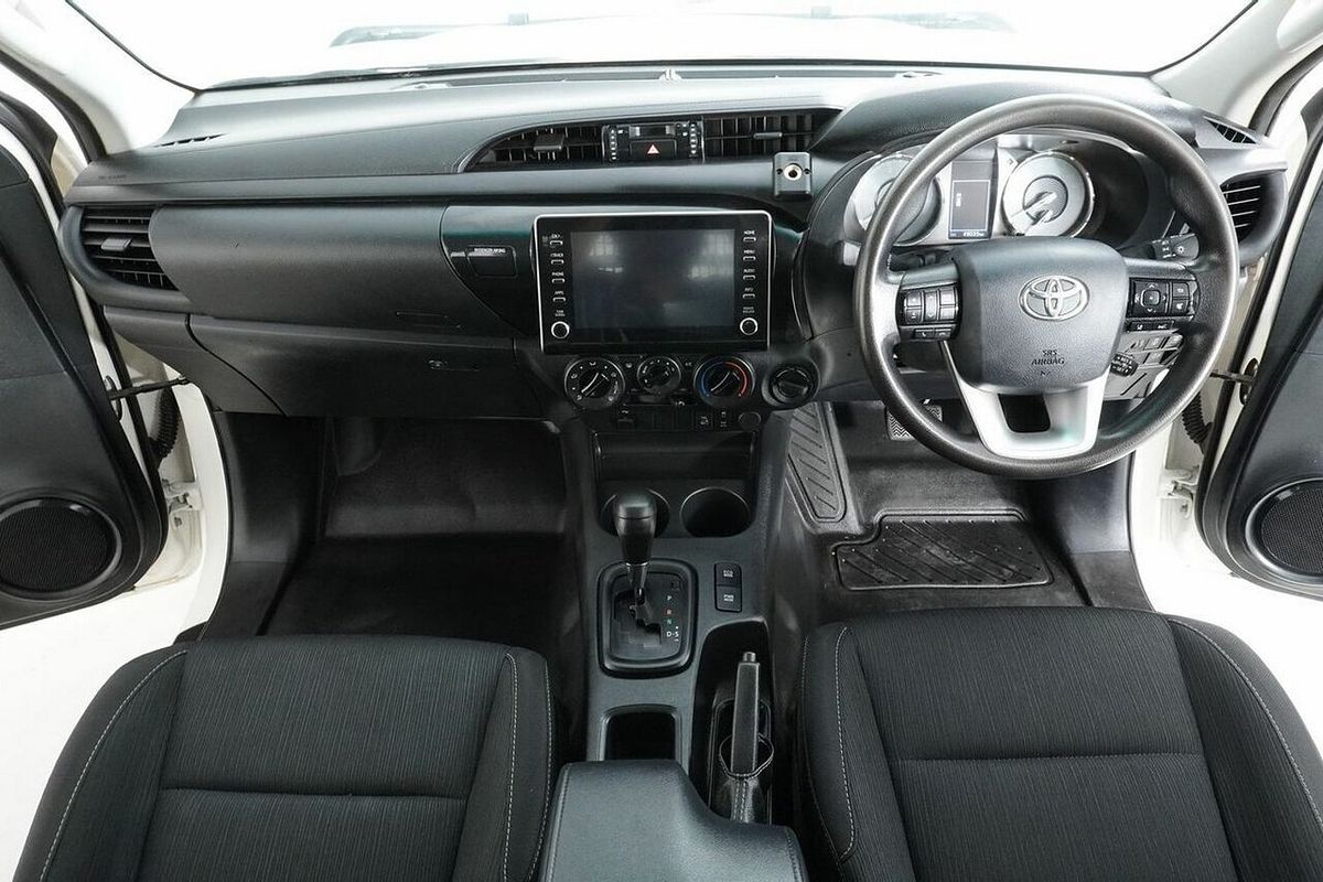 2021 Toyota Hilux SR (4x4) GUN126R Facelift 4X4