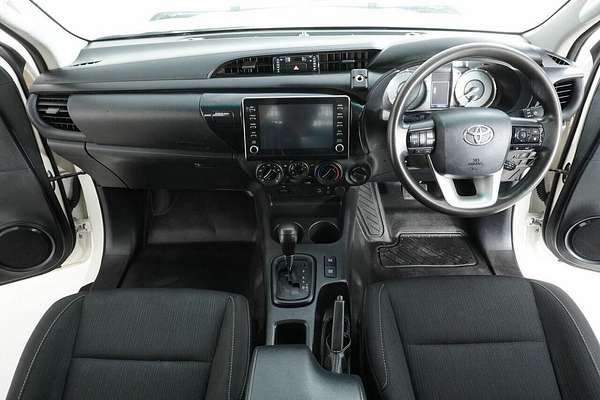 2021 Toyota Hilux SR (4x4) GUN126R Facelift 4X4
