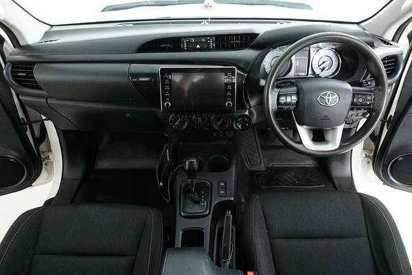2021 Toyota Hilux SR (4x4) GUN126R Facelift 4X4