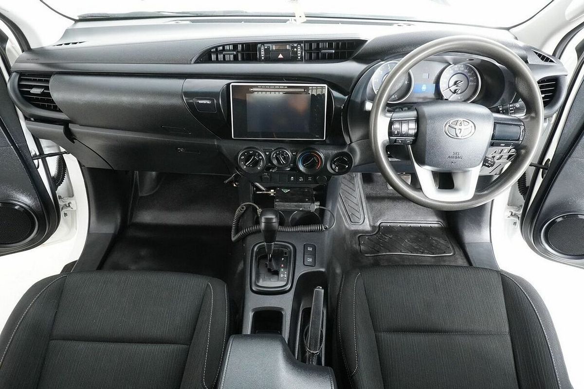 2018 Toyota Hilux SR (4x4) GUN126R MY19 4X4